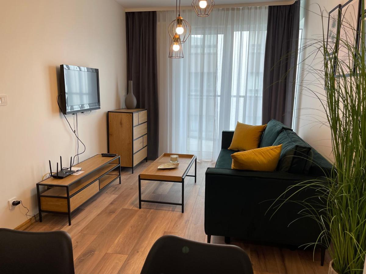 Newport Industrial Apartment Varsó Kültér fotó